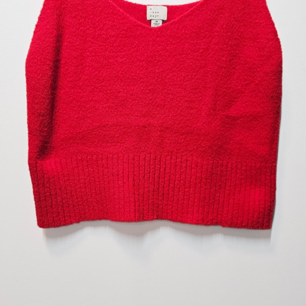 A New Day Red‎ Soft V-neck Sleeveless Sweater Tank Top Size Medium - Picture 5 of 9